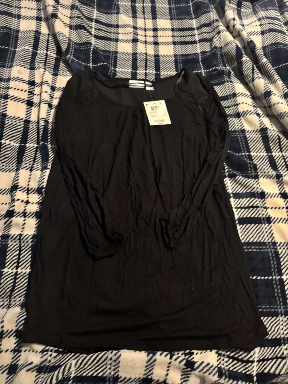 Apt. 9 Black Scoop Neck Long Sleeve Top